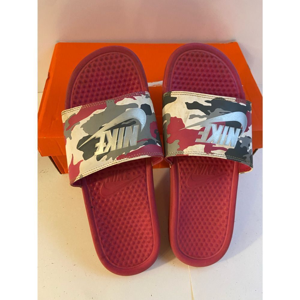 Nike Camo pink gray womens size‎ 10 sandals soccer slides